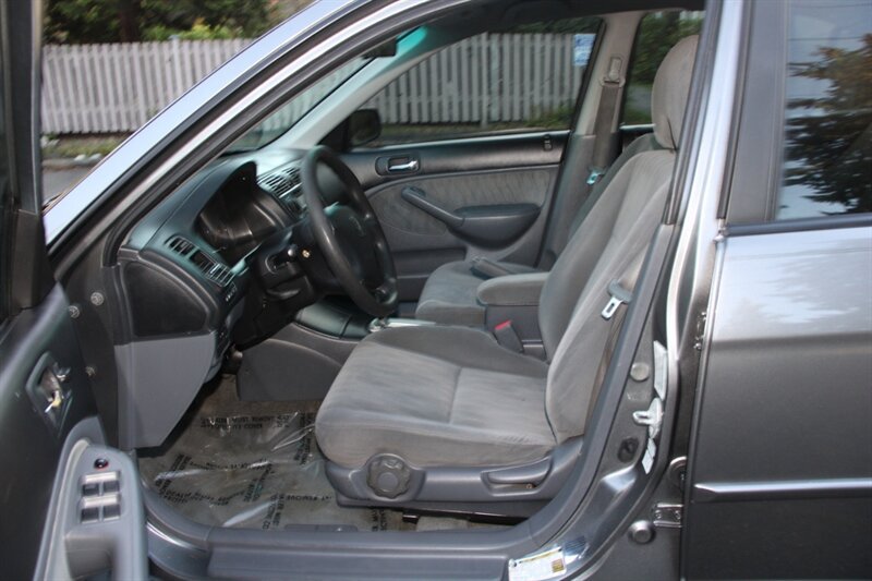 Used 2004 Honda Accord LX image 5