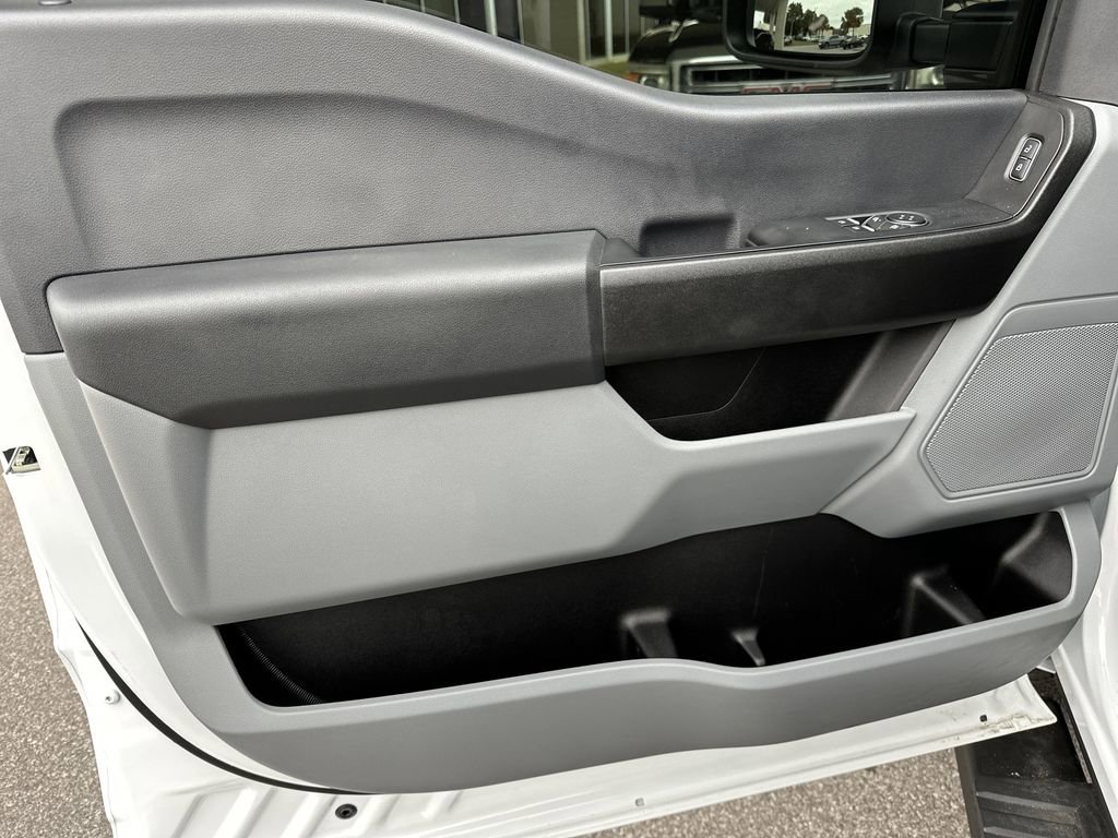 Used 2024 Ford F350 XL w/ XL Chrome Package image 11