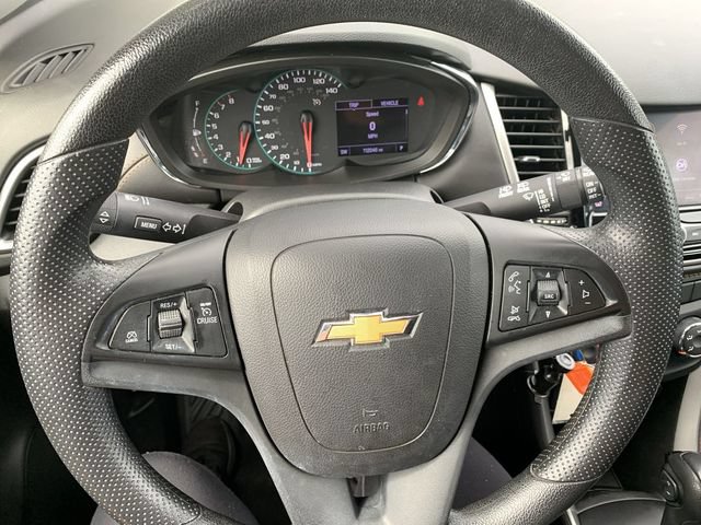 Used 2020 Chevrolet Trax LS w/ Tint and Cruise Package FWD image 19