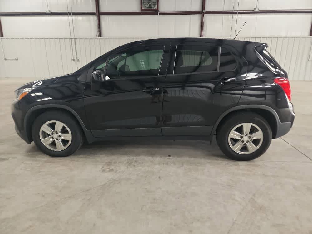 Used 2020 Chevrolet Trax LS w/ Tint and Cruise Package FWD image 2