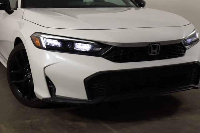 Used 2025 Honda Civic Sport image 40