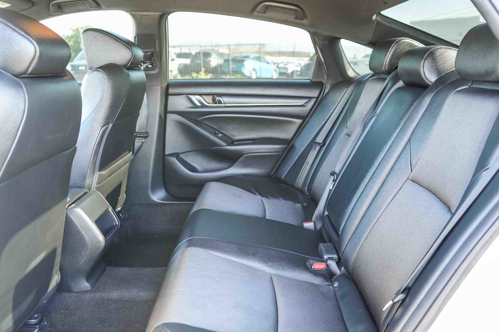 Used 2019 Honda Accord Sport image 18