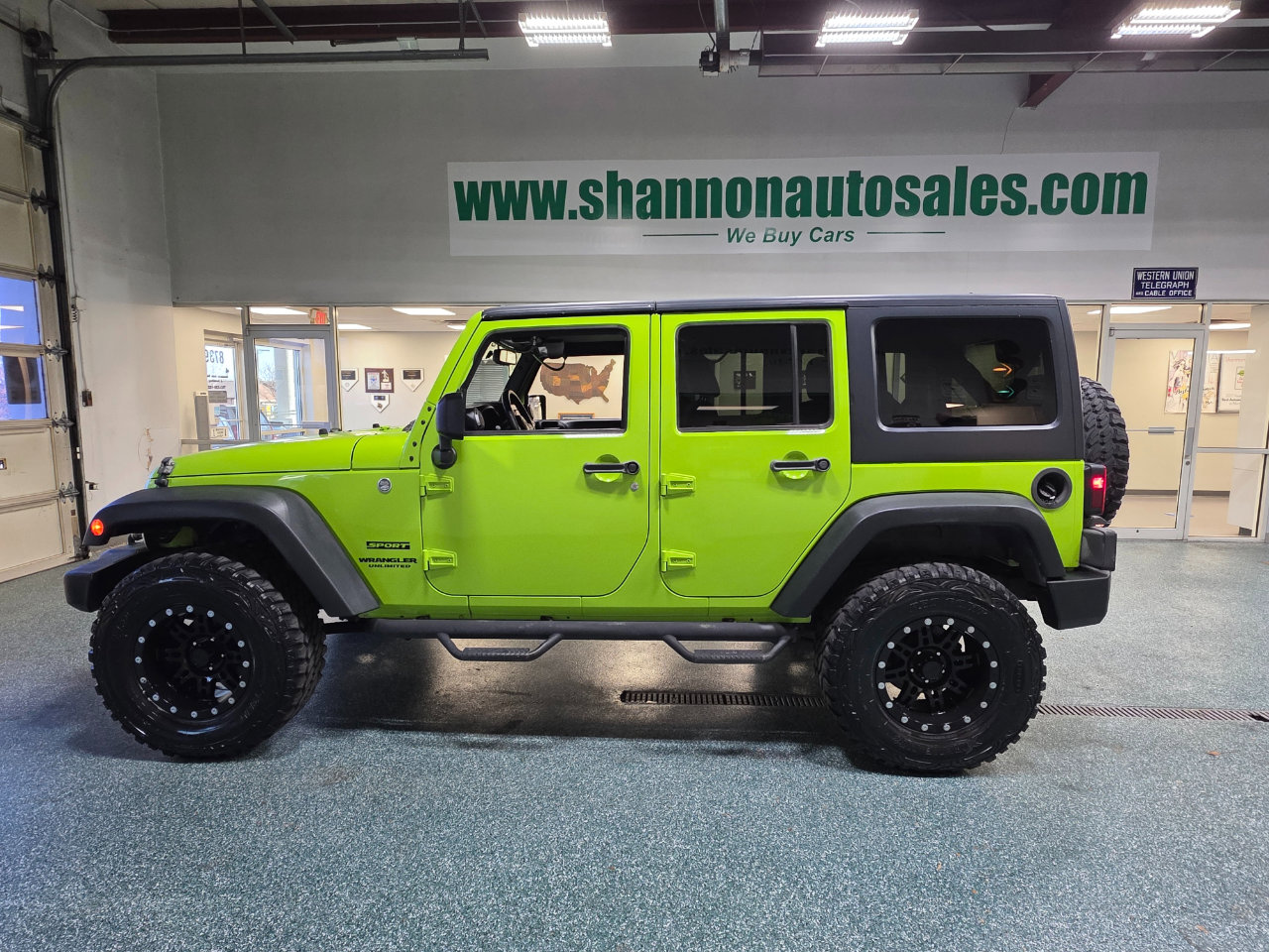 Used 2013 Jeep Wrangler Unlimited Sport image 11