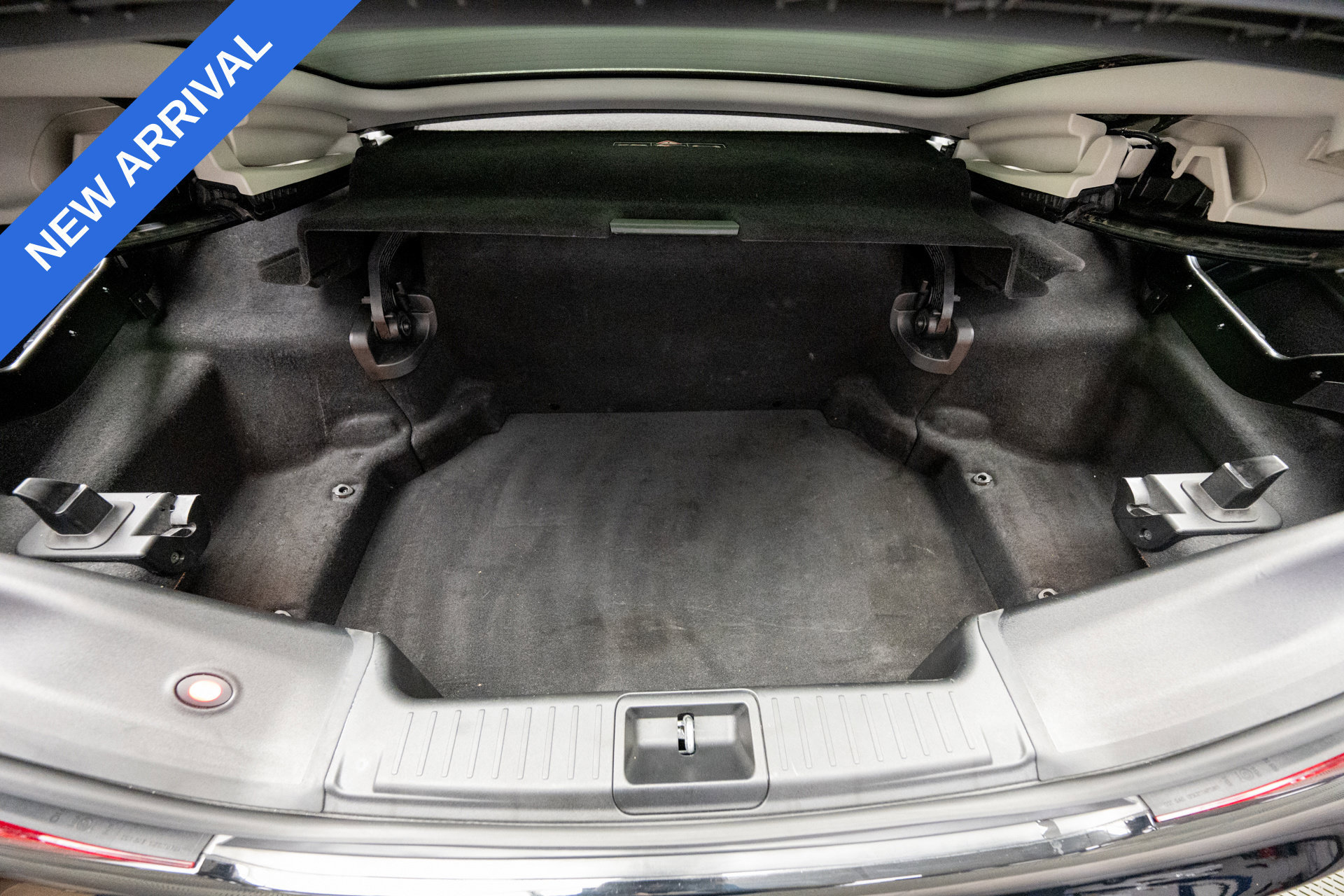 Used 2016 Mercedes-Benz SL 550 image 37