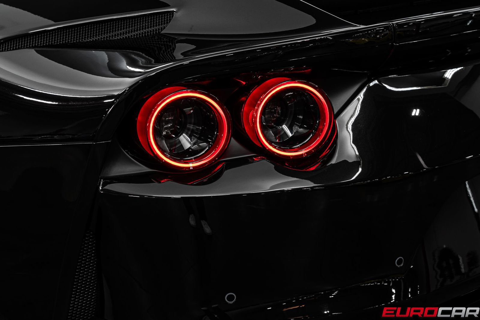 Used 2020 Ferrari 812 Superfast RWD image 21