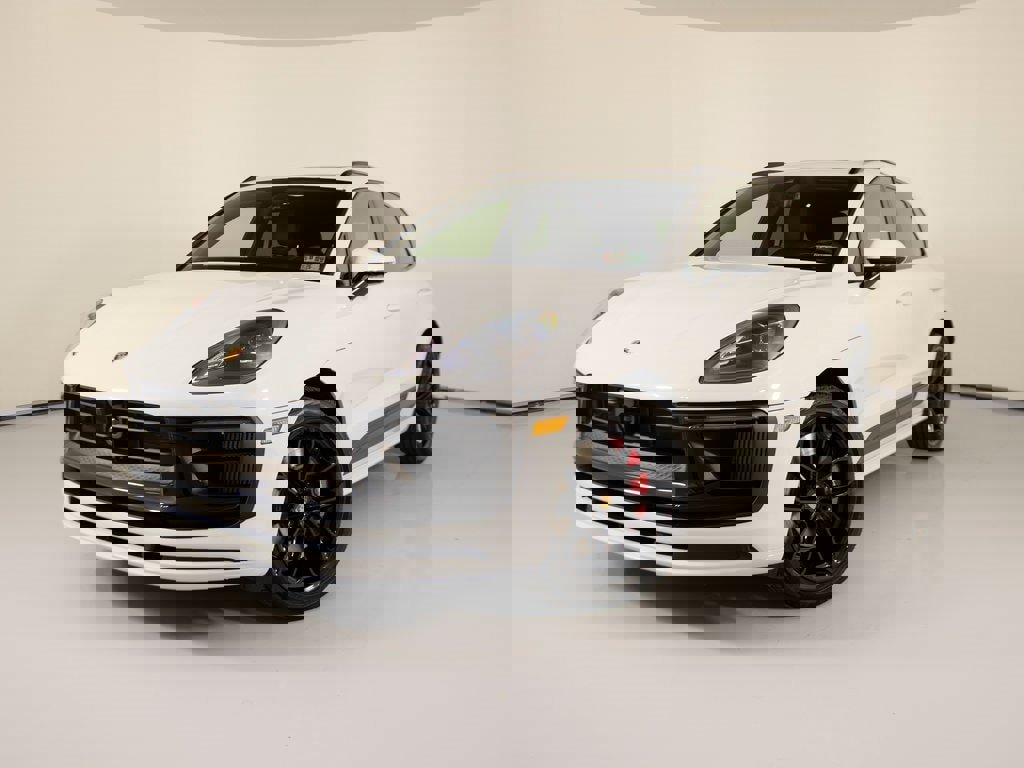 New 2026 Porsche Macan GTS