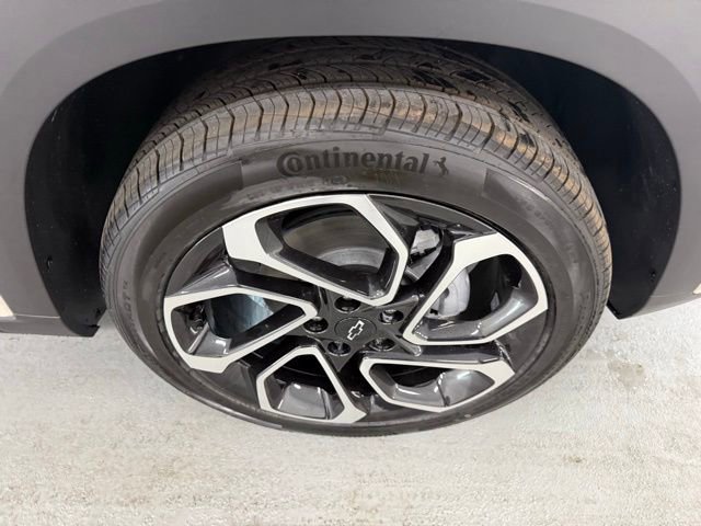 New 2026 Chevrolet Trax RS w/ Sunroof Package image 4