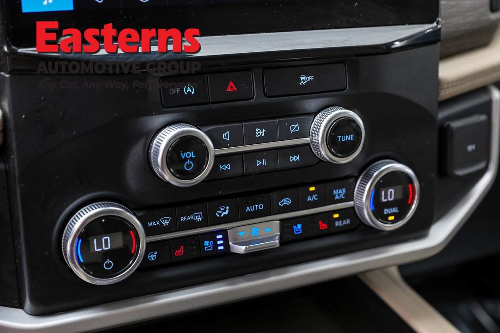 Used 2023 Ford Expedition Limited image 20