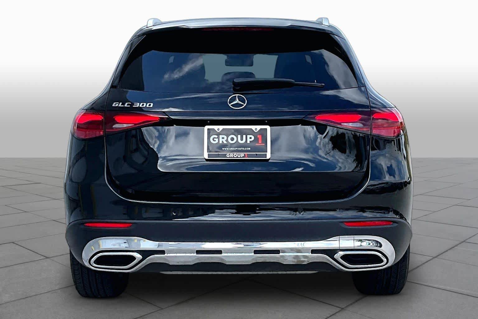 Used 2025 Mercedes-Benz GLC 300 image 5