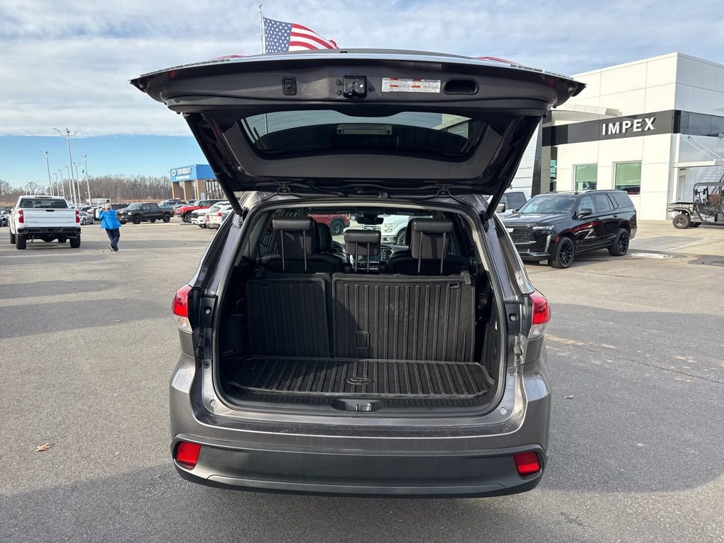 Used 2019 Toyota Highlander XLE image 31