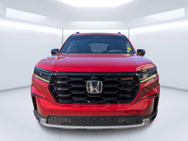 Used 2025 Honda Pilot TrailSport image 9