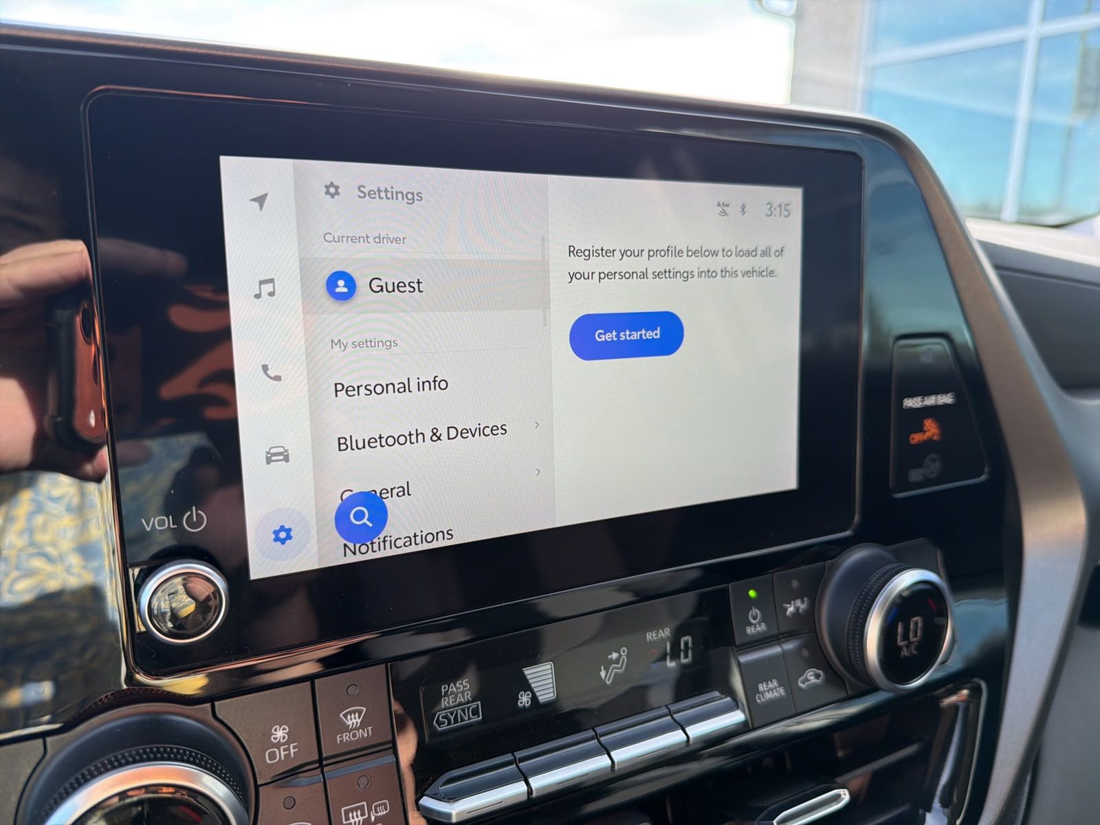 Used 2024 Toyota Highlander LE image 57