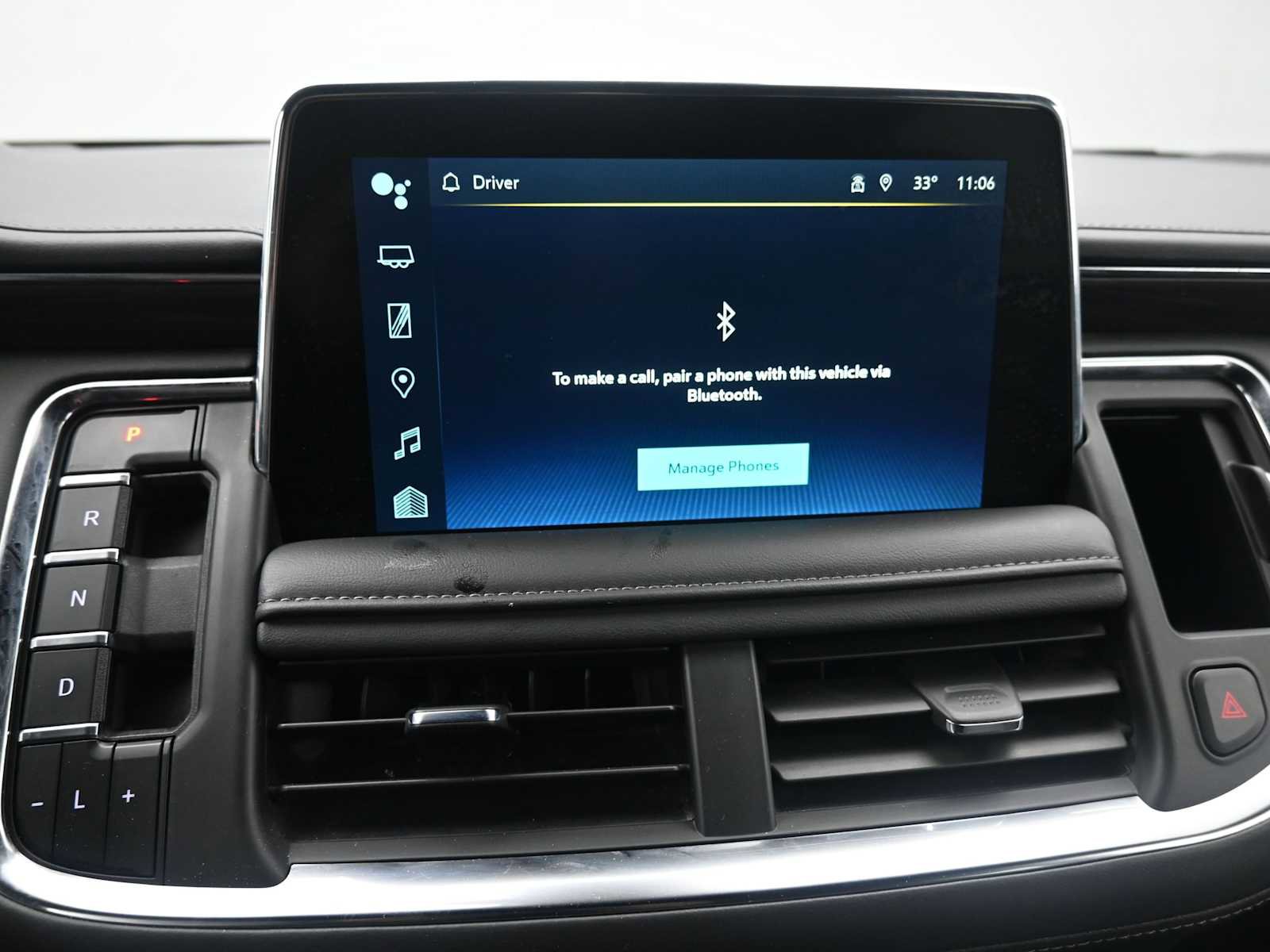 Used 2024 Chevrolet Suburban LT image 18