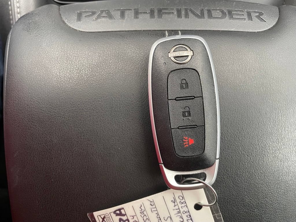 Certified 2024 Nissan Pathfinder S FWD image 19