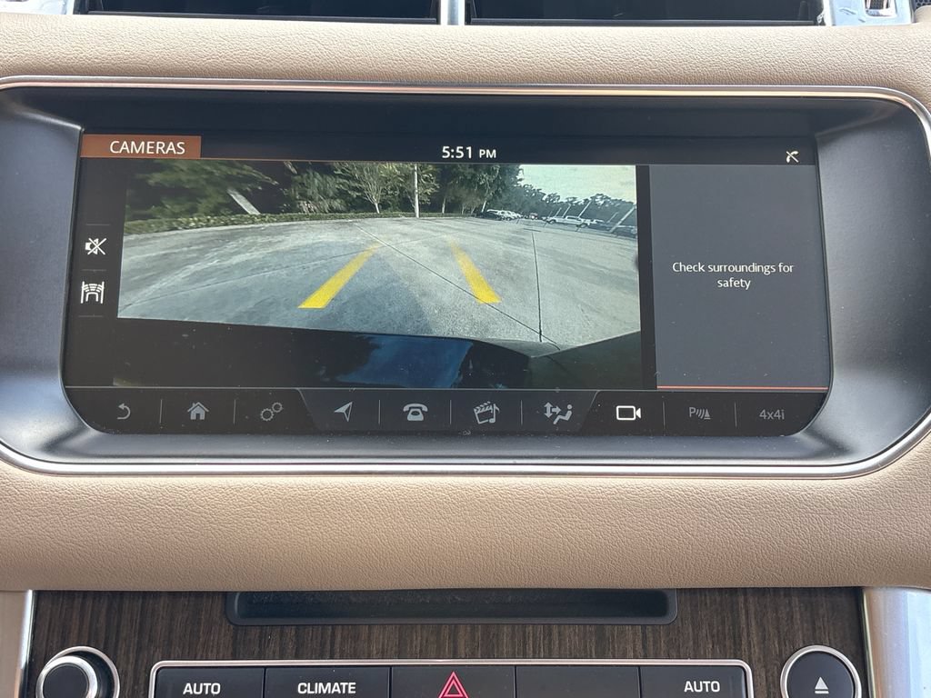 Used 2017 Land Rover Range Rover Sport SE AWD/4WD image 23