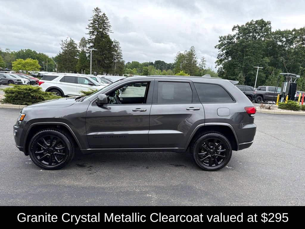 Used 2021 Jeep Grand Cherokee Laredo X AWD/4WD image 7