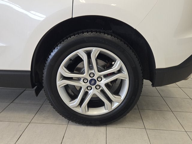 Used 2016 Ford Edge Titanium w/ Class II Trailer Tow Package AWD/4WD image 12
