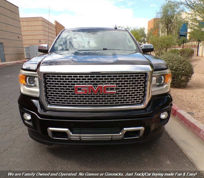 Used 2015 GMC Sierra 1500 Denali w/ Driver Alert Package AWD/4WD image 2