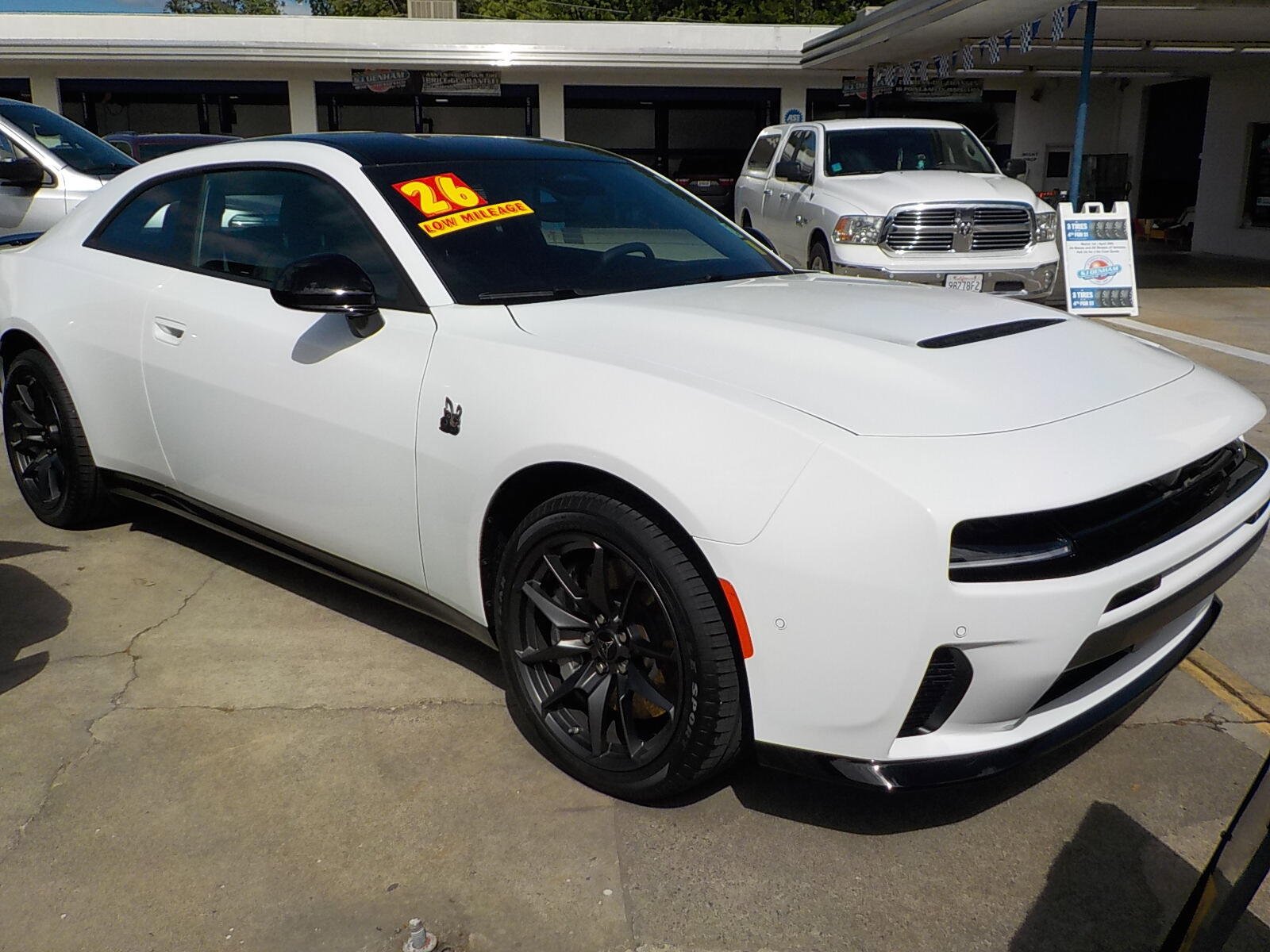 Used 2026 Dodge Charger Scat Pack w/ Blacktop Package image 8