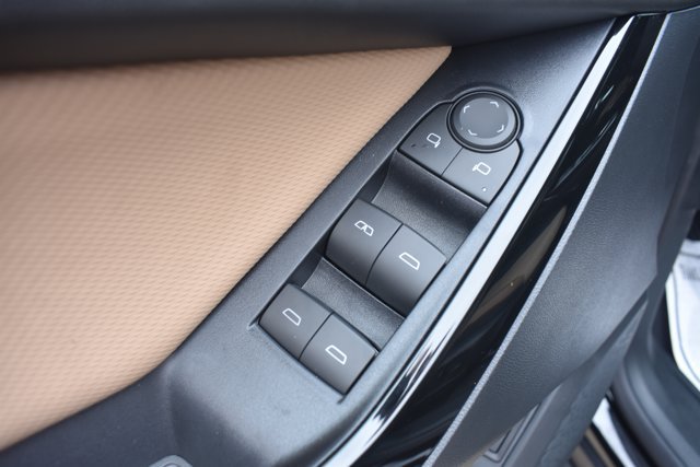 New 2027 Chevrolet Equinox ACTIV w/ Convenience Package III FWD image 13