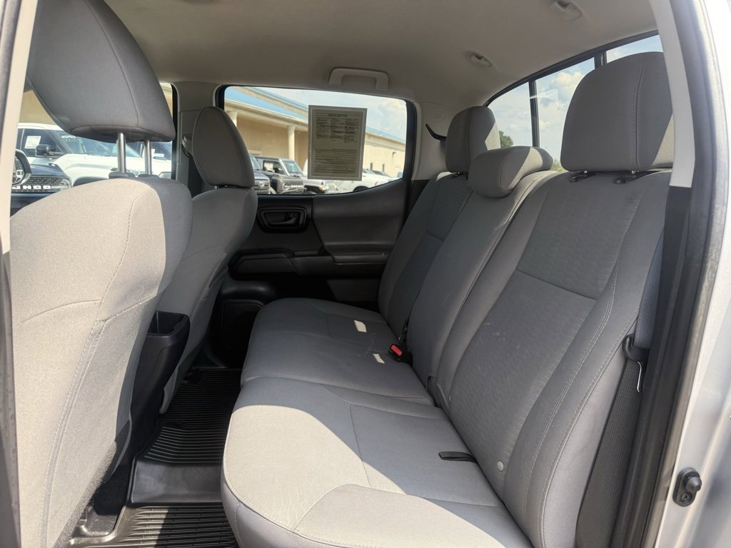 Used 2019 Toyota Tacoma SR image 15
