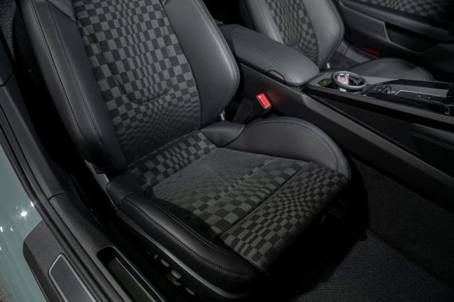 Used 2026 Porsche 911 Carrera image 24