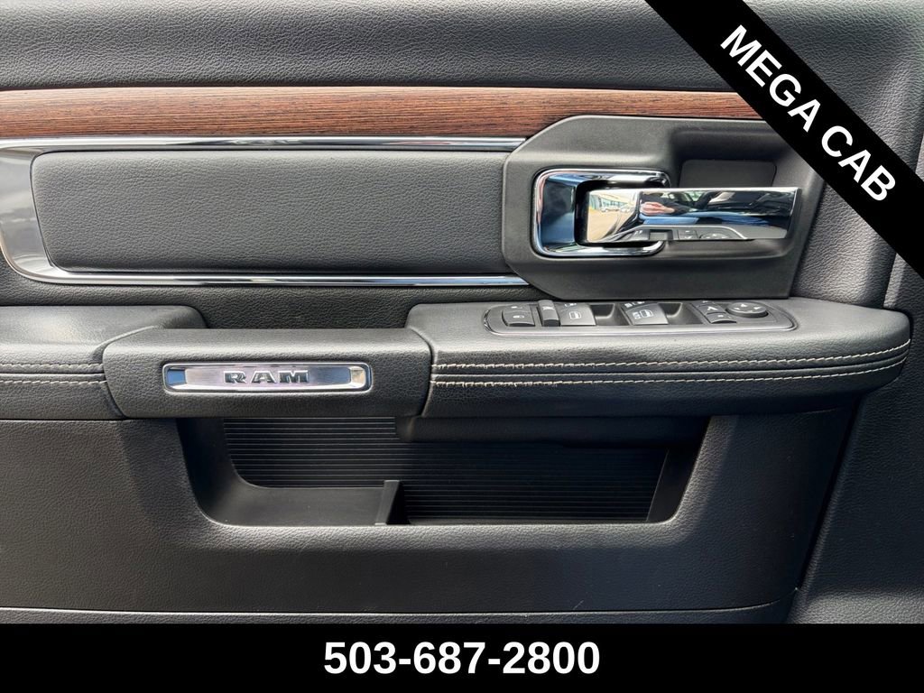 Used 2018 RAM 3500 Laramie image 16