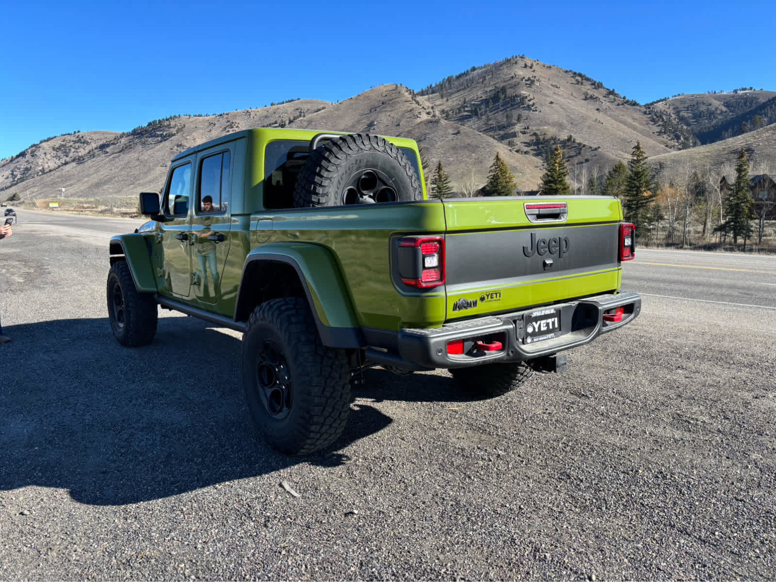 New 2025 Jeep Gladiator Rubicon image 27