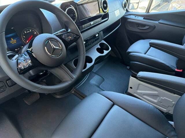 New 2026 Mercedes-Benz Sprinter 2500 image 10