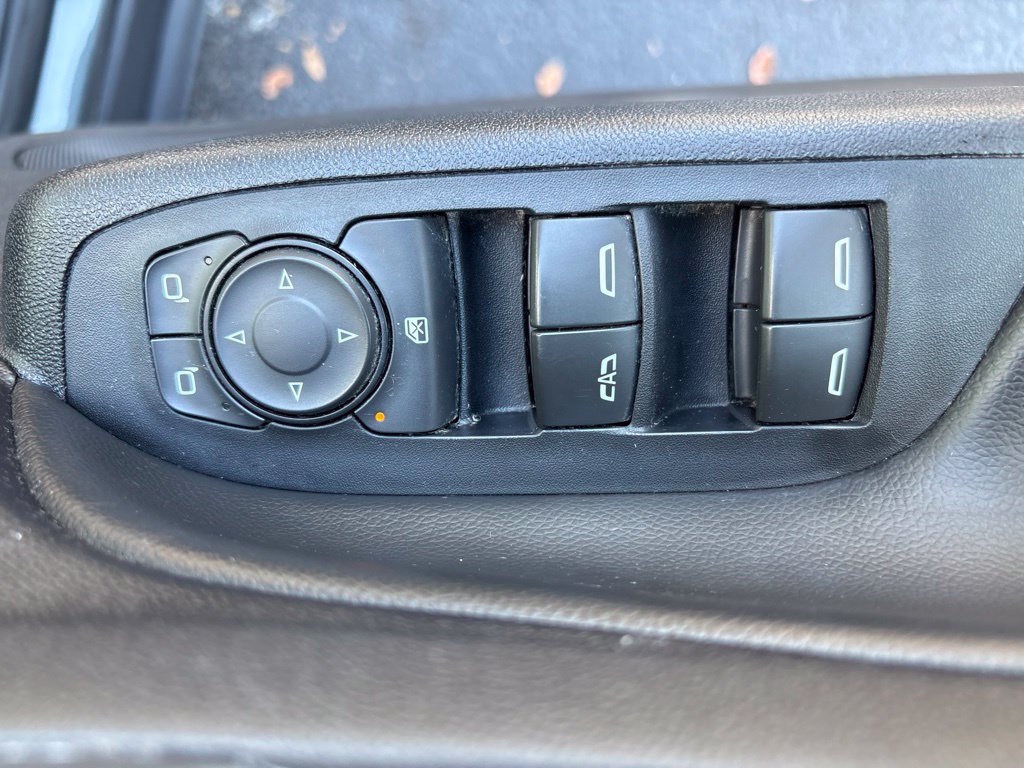 Used 2020 Chevrolet Equinox LT FWD image 15