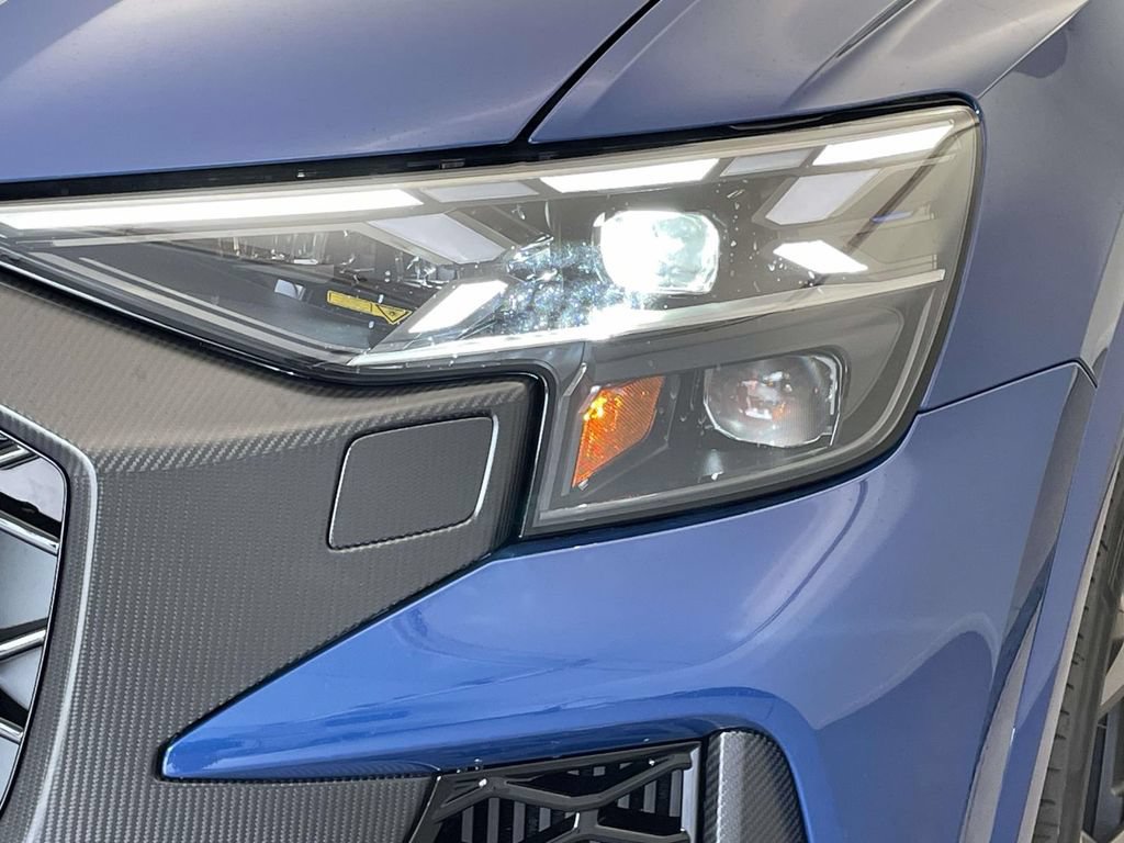 New 2027 Audi RS Q8 performance AWD/4WD image 15