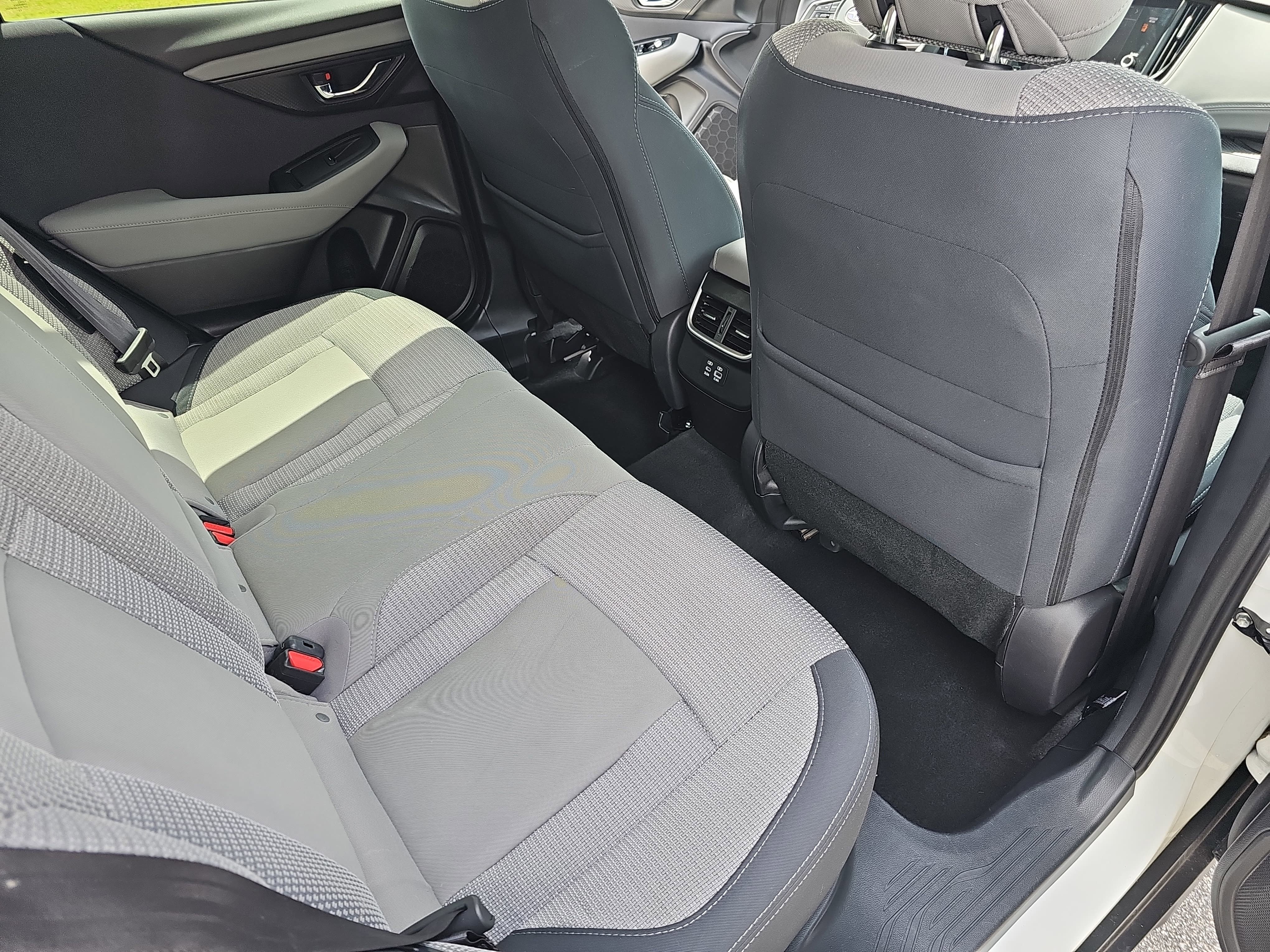Used 2023 Subaru Outback Premium AWD/4WD image 11