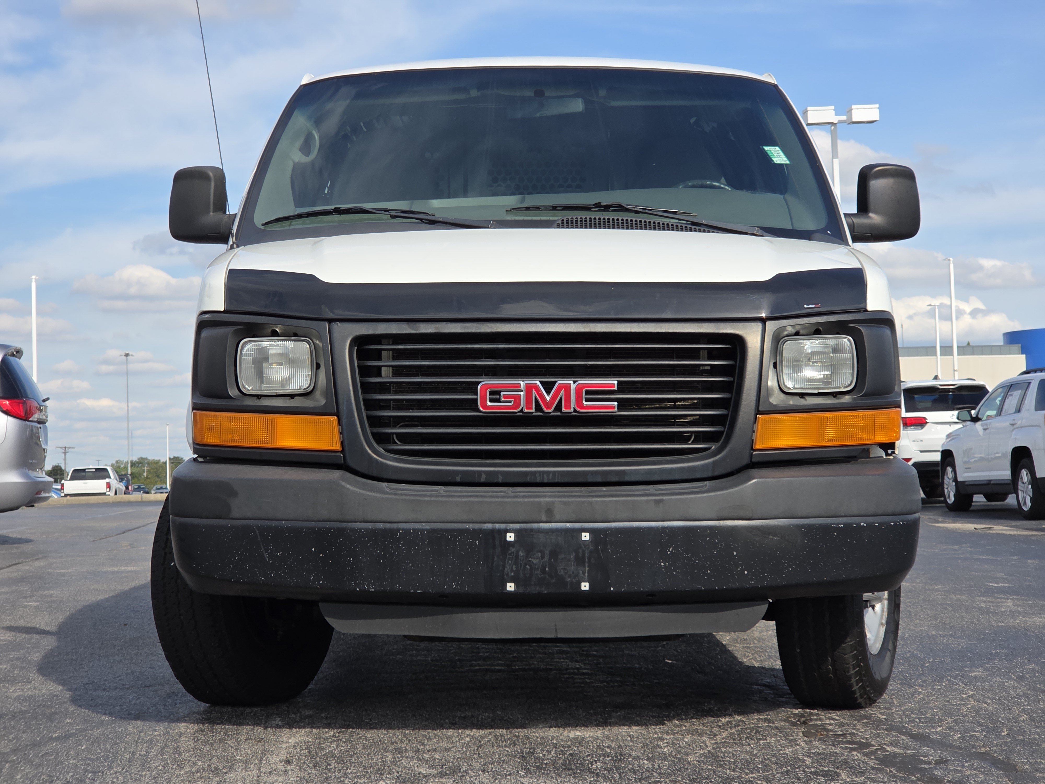 Used 2015 GMC Savana 2500 RWD image 4