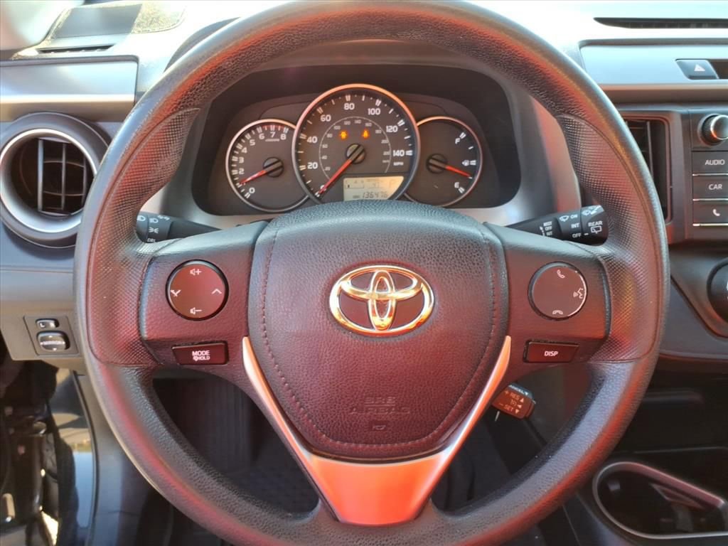 Used 2016 Toyota RAV4 LE image 28