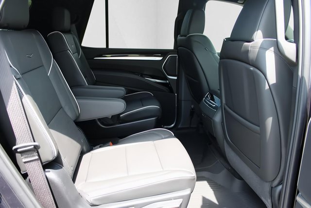 New 2025 Cadillac Escalade Premium Luxury w/ LPO, Floor Liner Package image 18