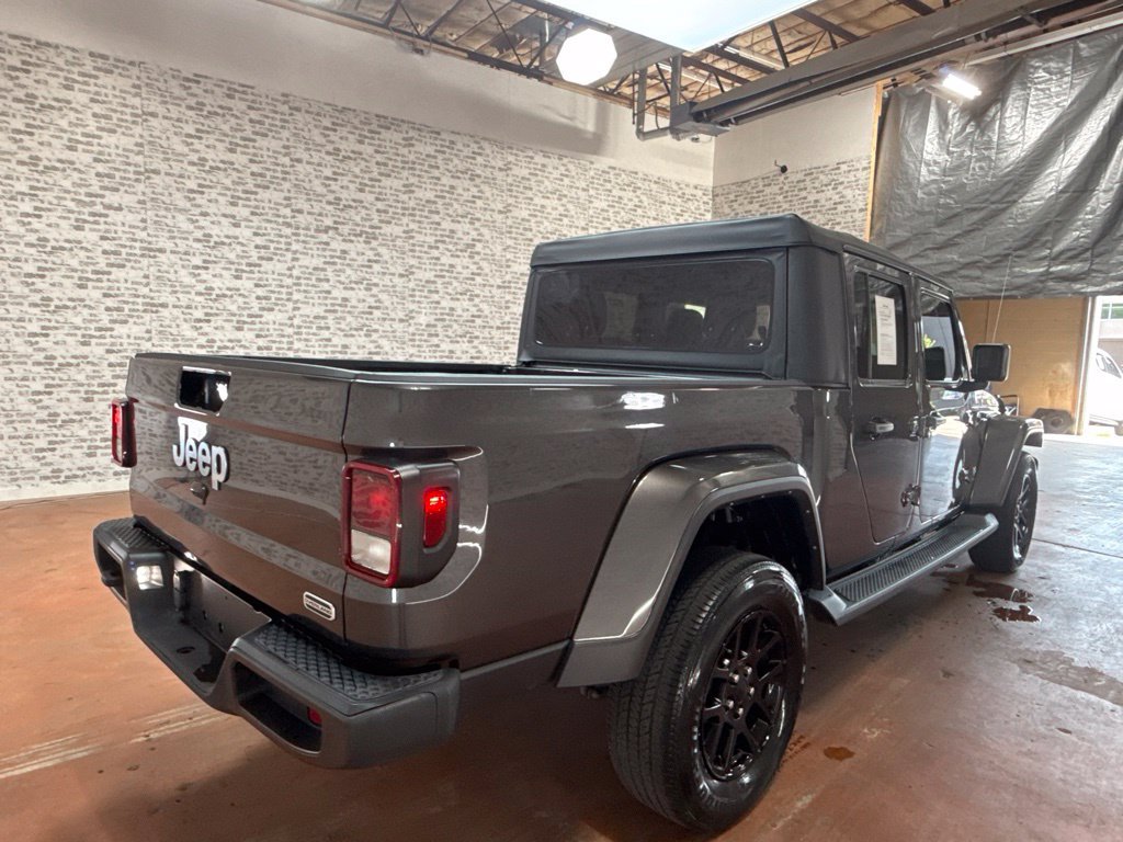 Used 2023 Jeep Gladiator Overland AWD/4WD image 7