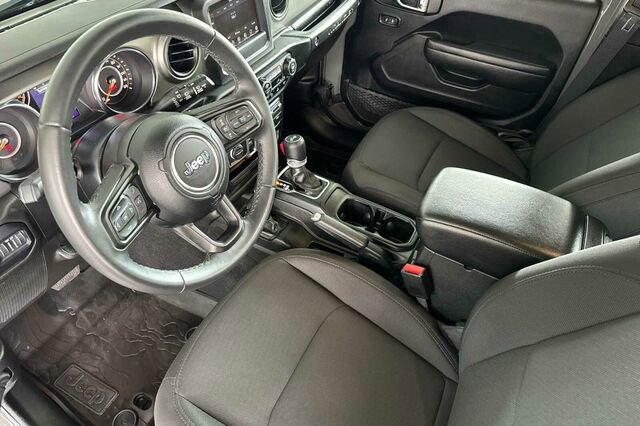 Used 2022 Jeep Wrangler Unlimited Sport AWD/4WD image 7