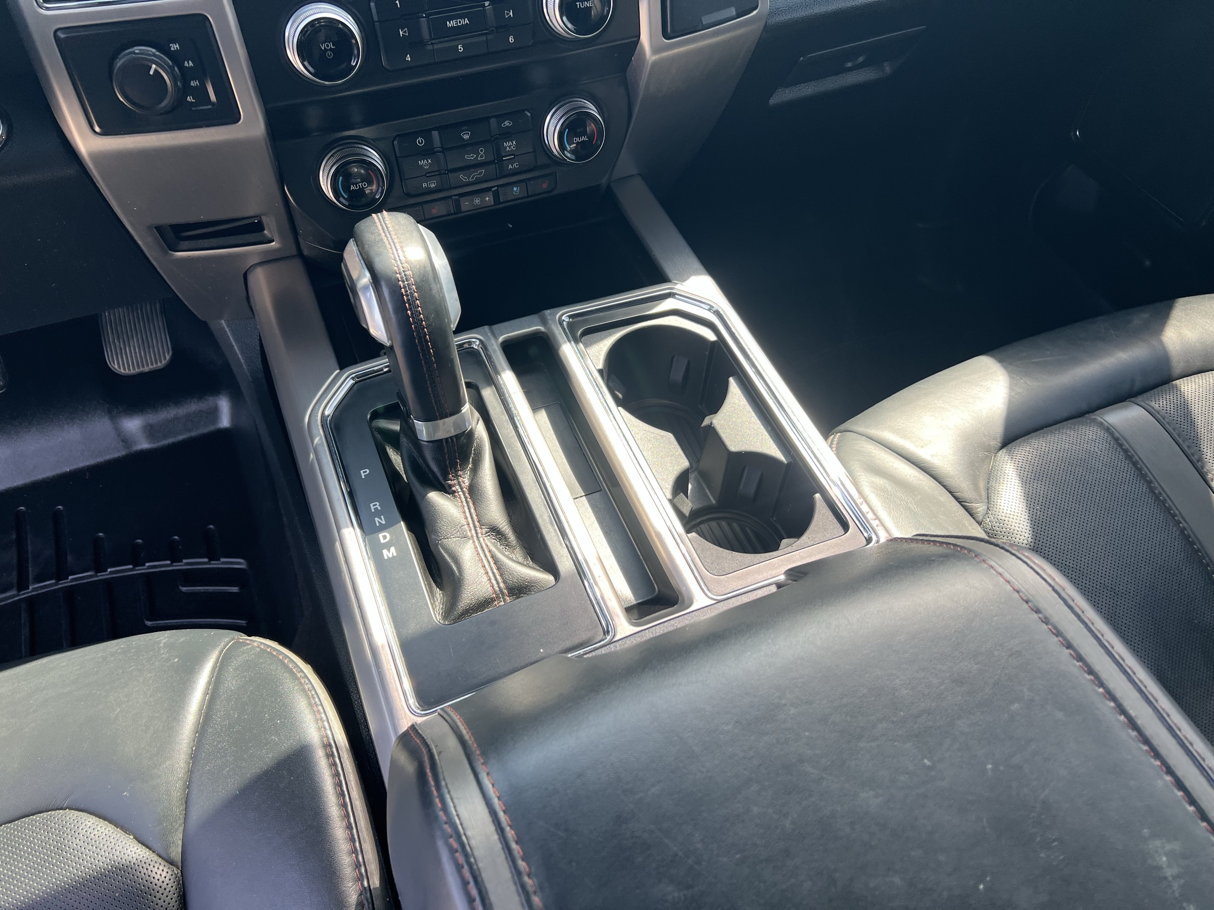 Used 2020 Ford F150 Platinum AWD/4WD image 22