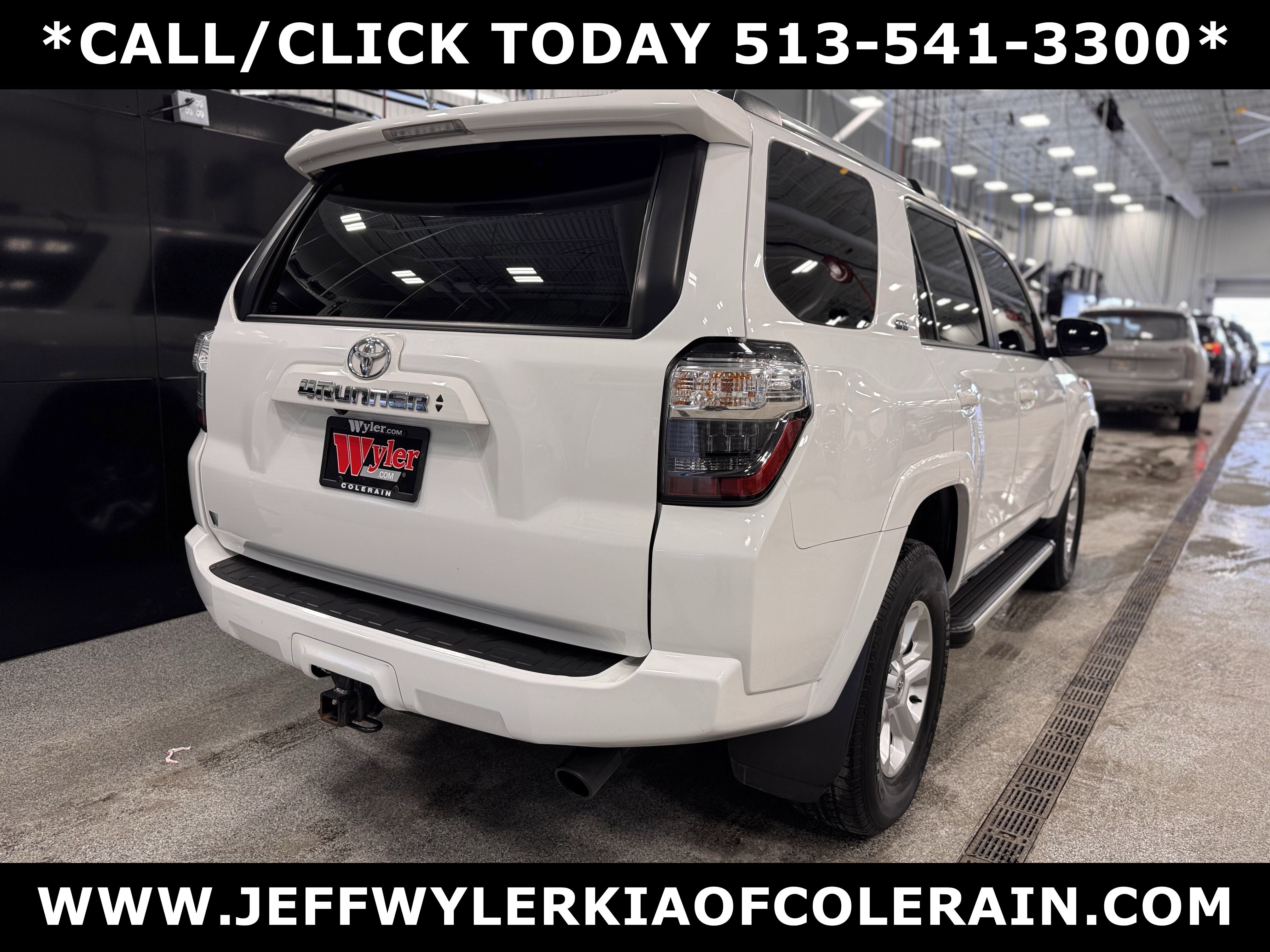 Used 2022 Toyota 4Runner SR5 image 3