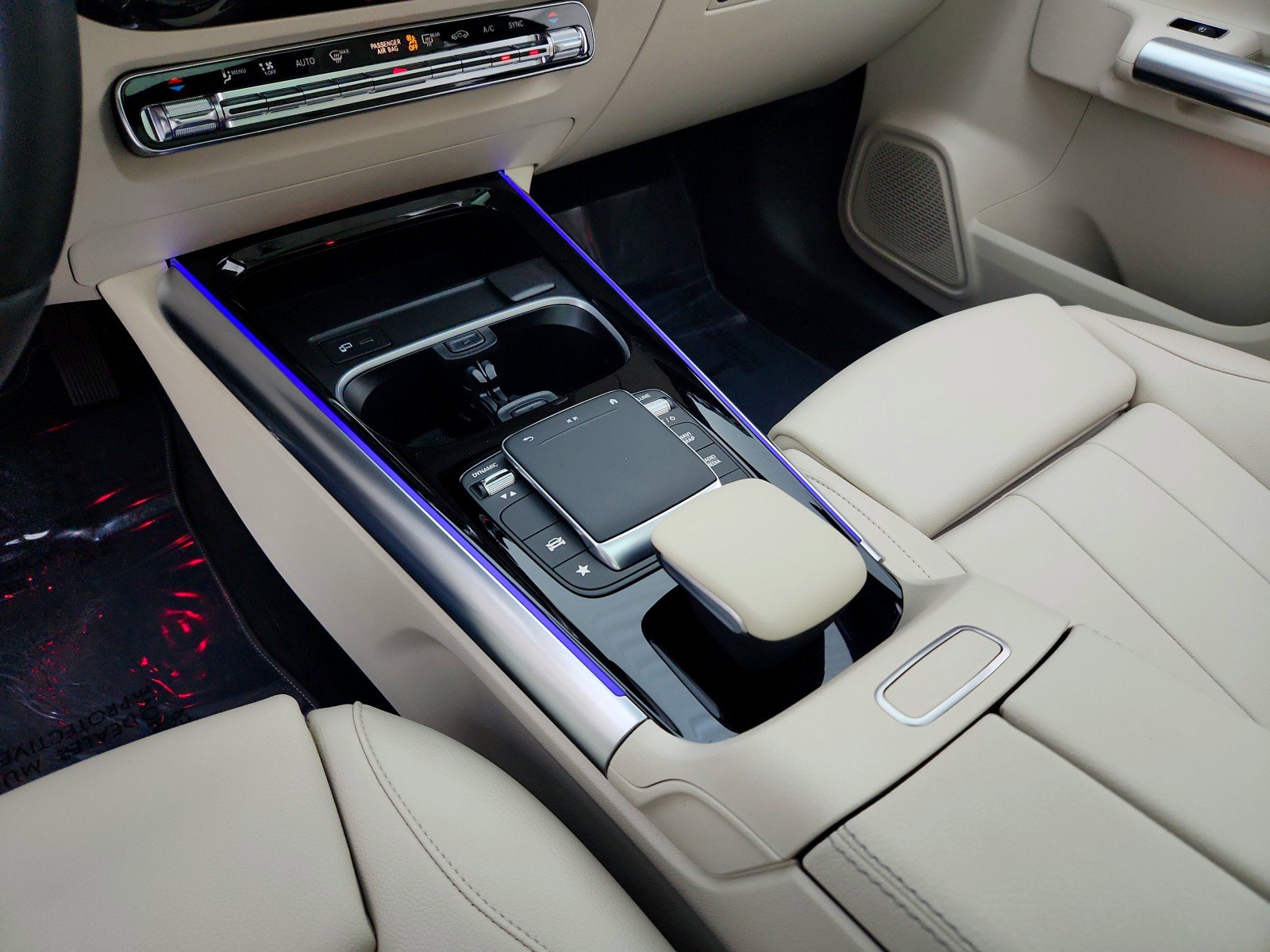 Certified 2023 Mercedes-Benz GLA 250 4MATIC image 22