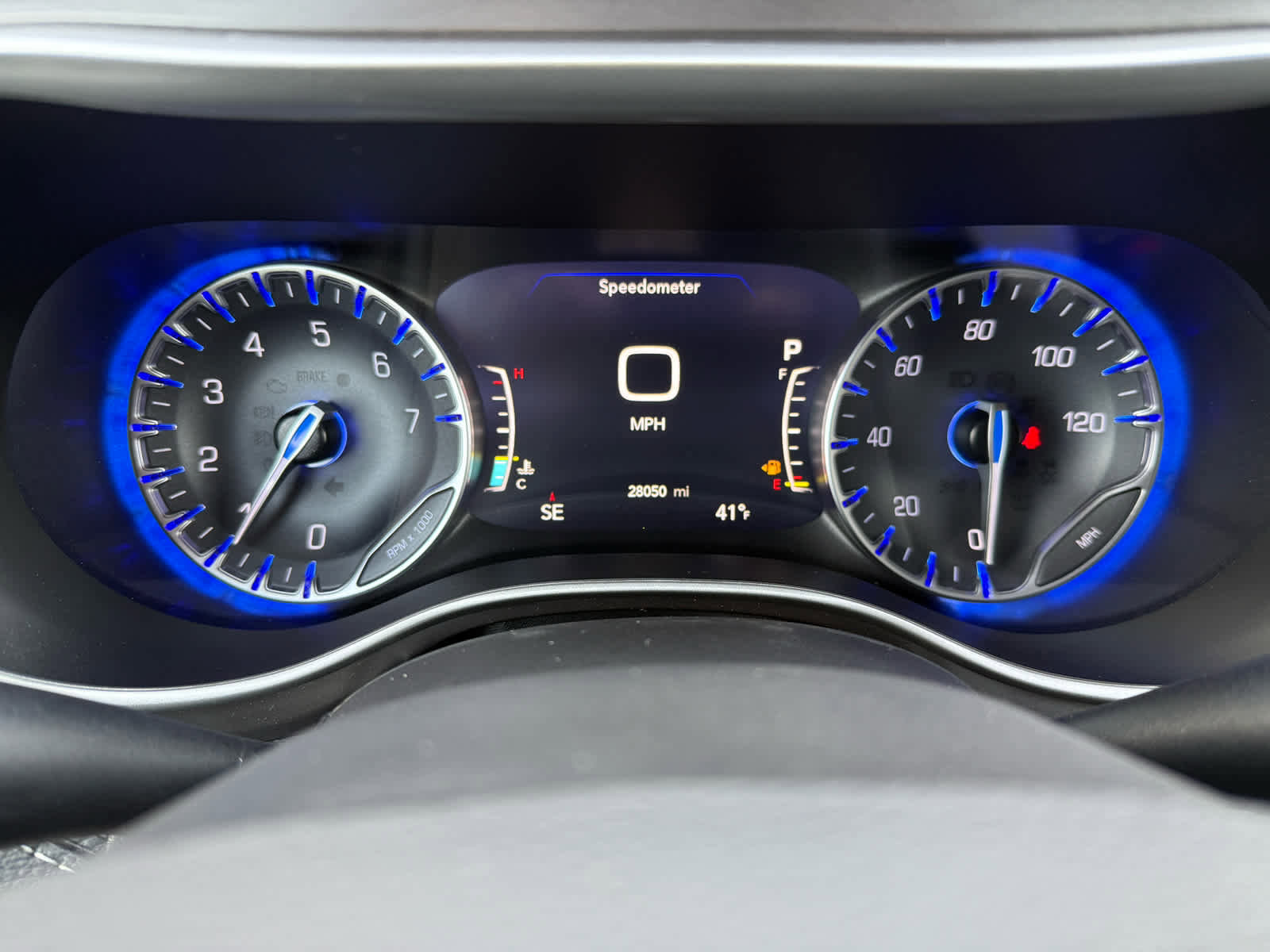 Used 2024 Chrysler Pacifica Touring-L image 19