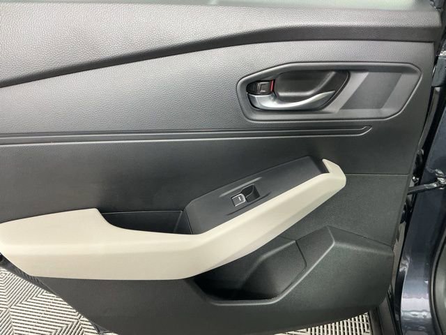 Used 2025 Honda Accord SE image 9