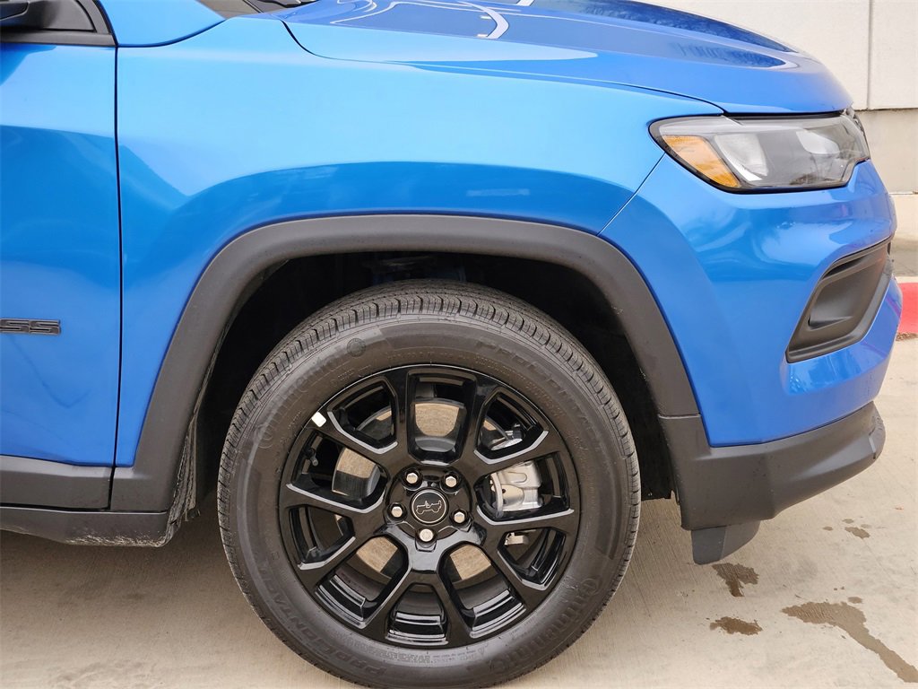 New 2026 Jeep Compass Latitude image 7