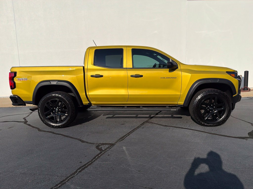 Used 2024 Chevrolet Colorado Trail Boss AWD/4WD image 8