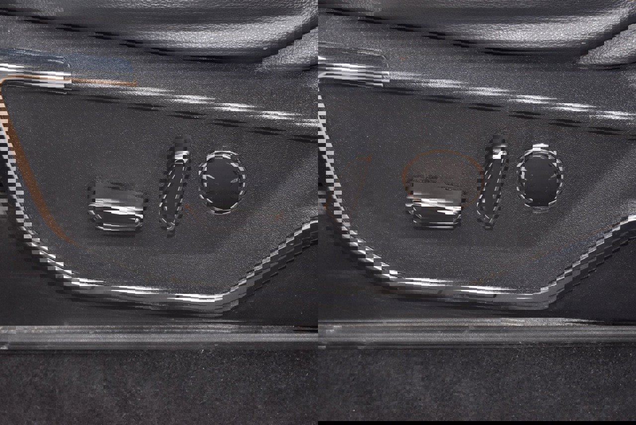 Certified 2023 Ford F150 Lariat w/ Equipment Group 502A High image 37