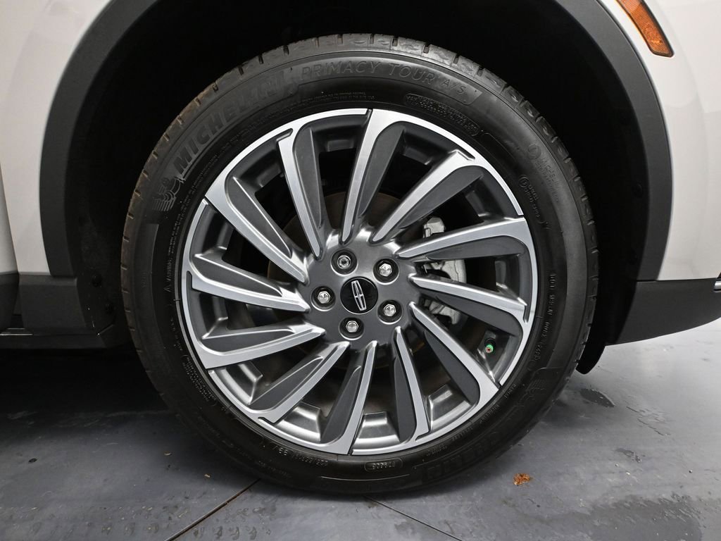 Used 2023 Lincoln Corsair Reserve image 15