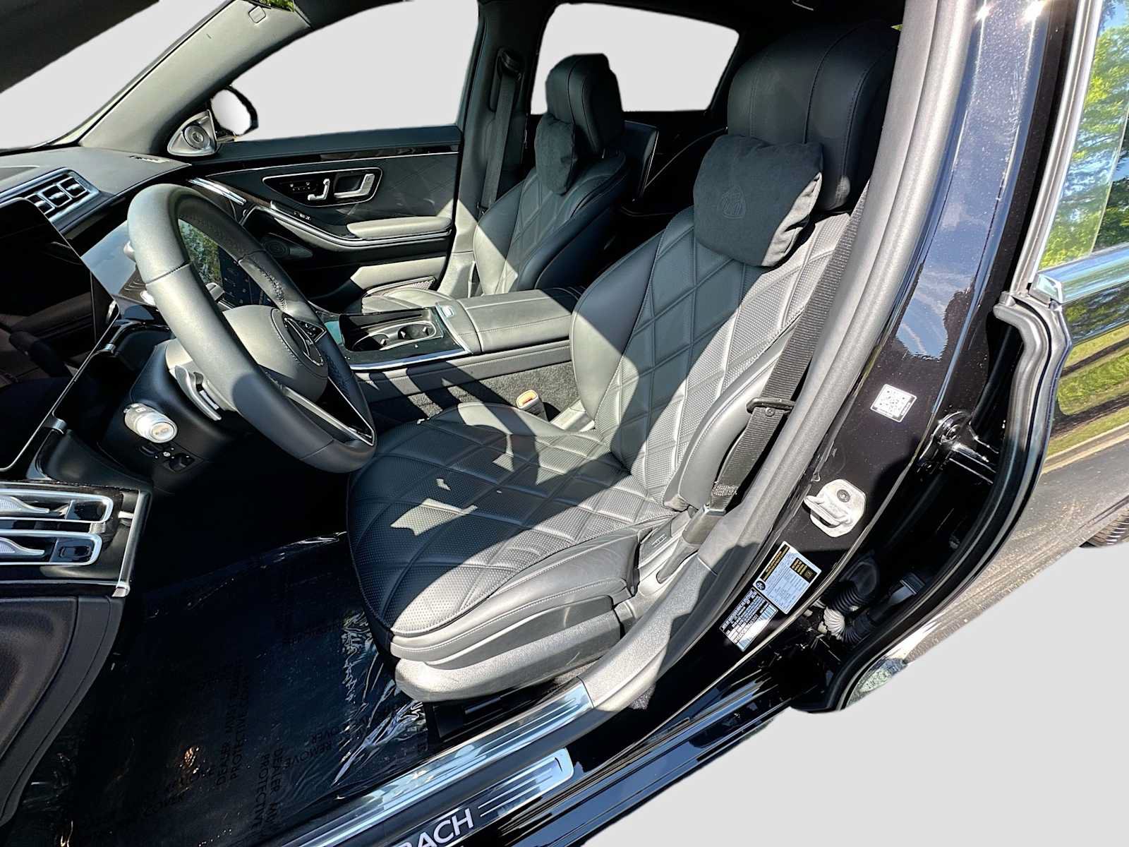 Used 2024 Mercedes-Benz Maybach S 580 4MATIC image 22
