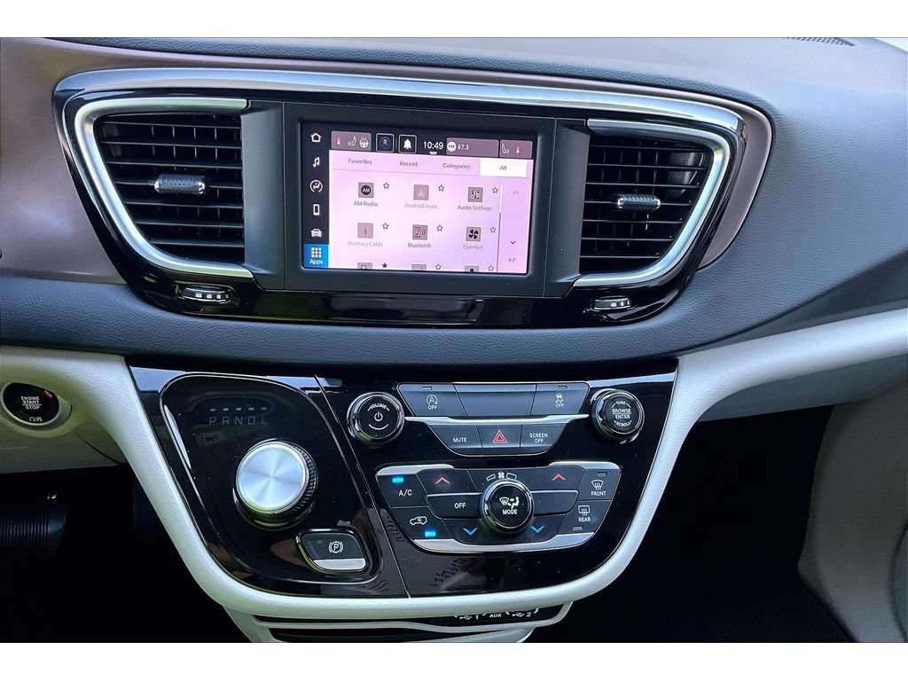 Certified 2024 Chrysler Voyager LX FWD image 25
