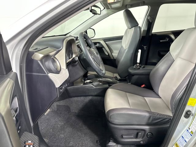 Used 2015 Toyota RAV4 Limited w/ Technology Package image 11
