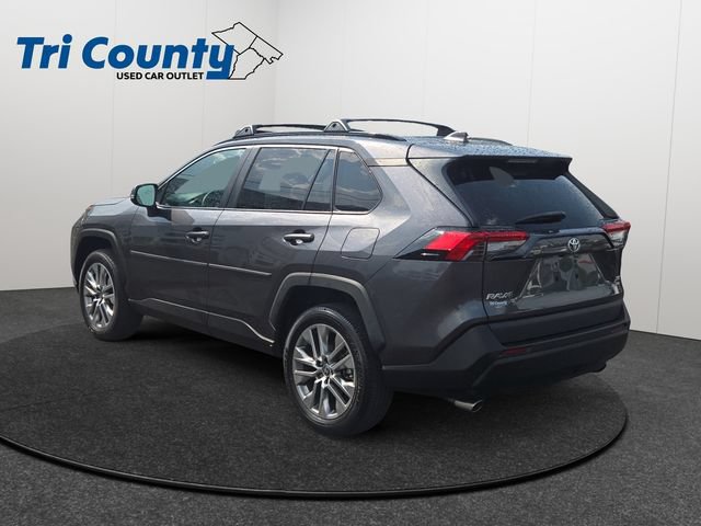 Used 2023 Toyota RAV4 XLE Premium AWD/4WD image 6